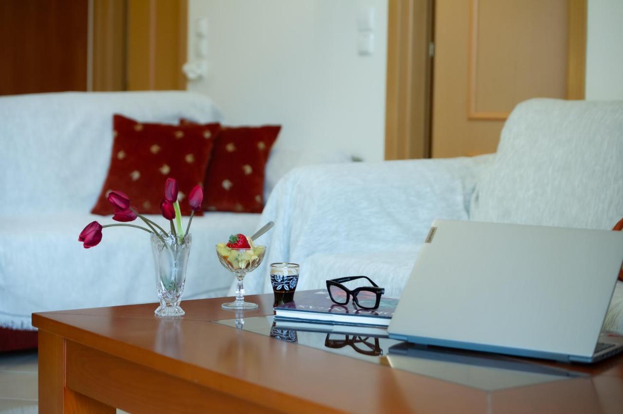 At Aqua Apartment Kallithea เอเธนส์ ภายนอก รูปภาพ